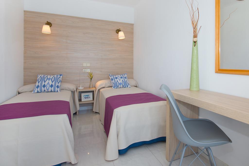 Apartamentos Calablanca Palmanova Εξωτερικό φωτογραφία