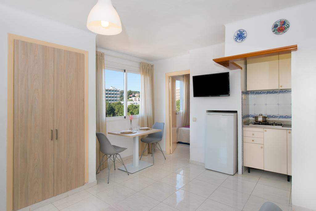 Apartamentos Calablanca Palmanova Εξωτερικό φωτογραφία
